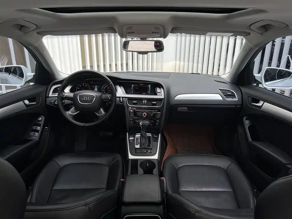 Audi A4L 2016 30 TFSI Collector's Edition Automatic Comfort фото 9