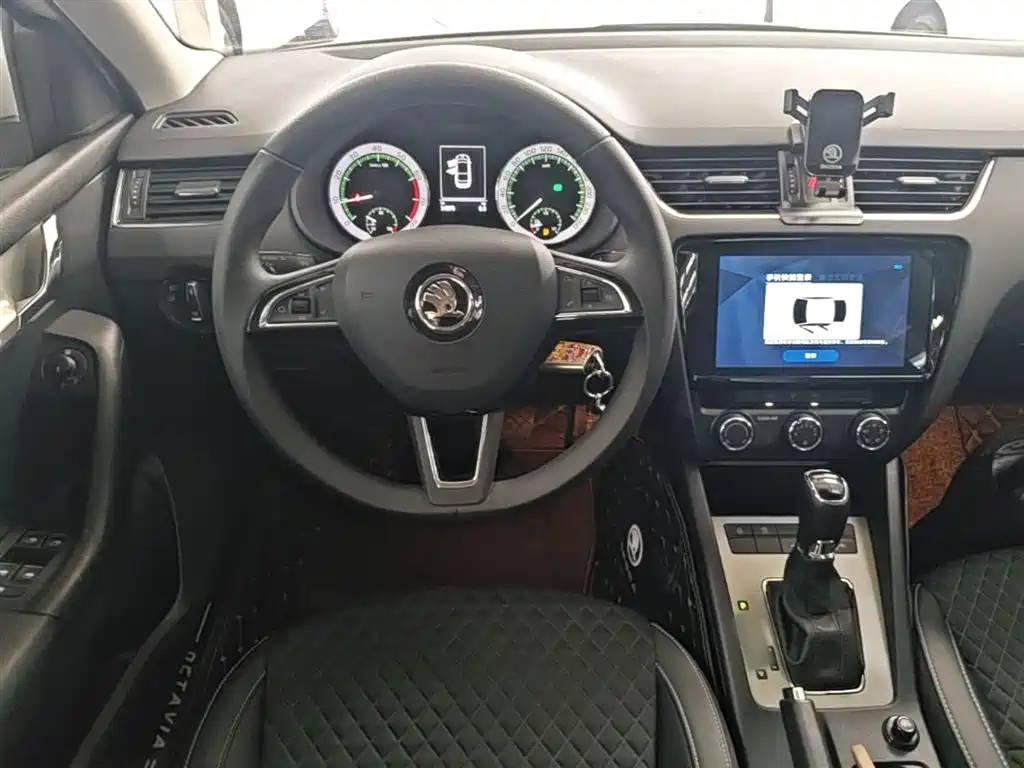 SKODA OCTAVIA