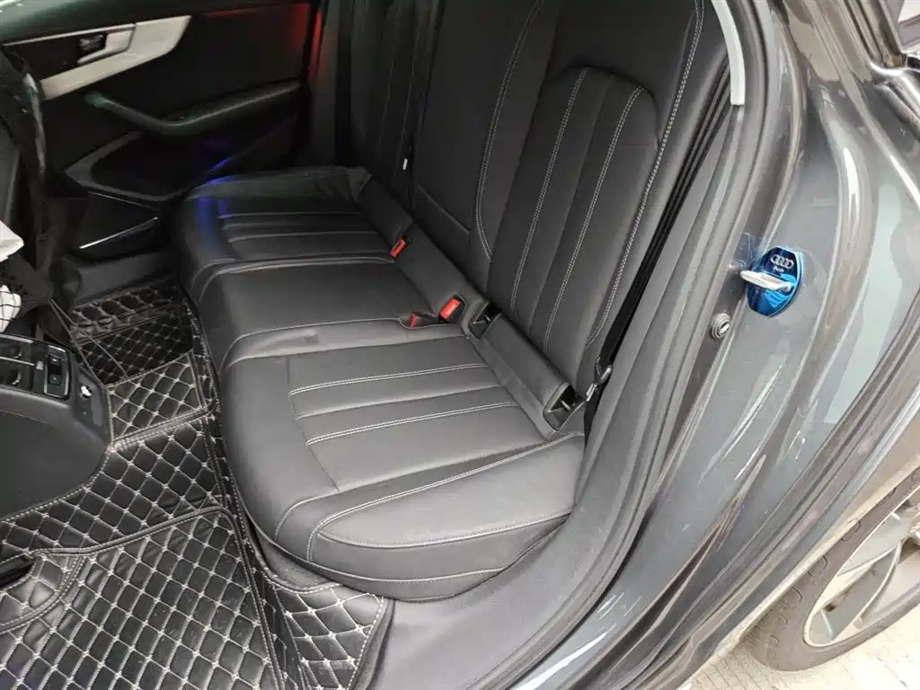 Audi A4L 2020 40 TFSI Fashion Dynamic Edition фото 15