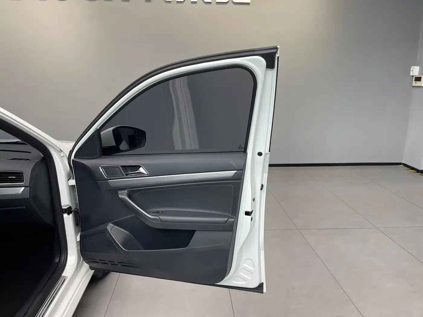 Volkswagen Lavida 2017 230TSI DSG Comfort Edition фото 28