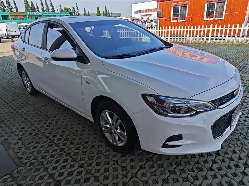 Chevrolet Cavalier 2019 320 Automatic Joy Edition фото 4