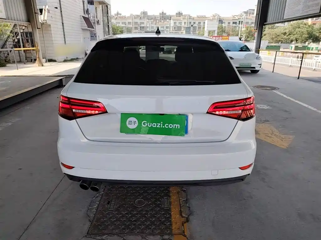 Audi A3 2018 30th Anniversary Sportback 35 TFSI Progressive фото 6