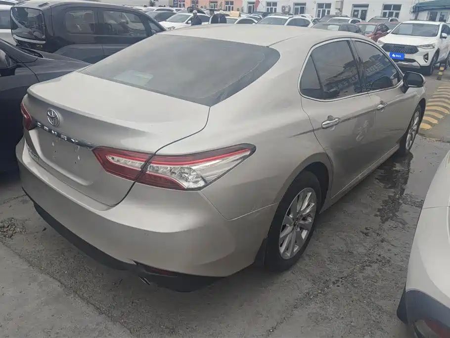 Toyota Camry 2019 Facelift 2.0G Luxury Edition фото 3
