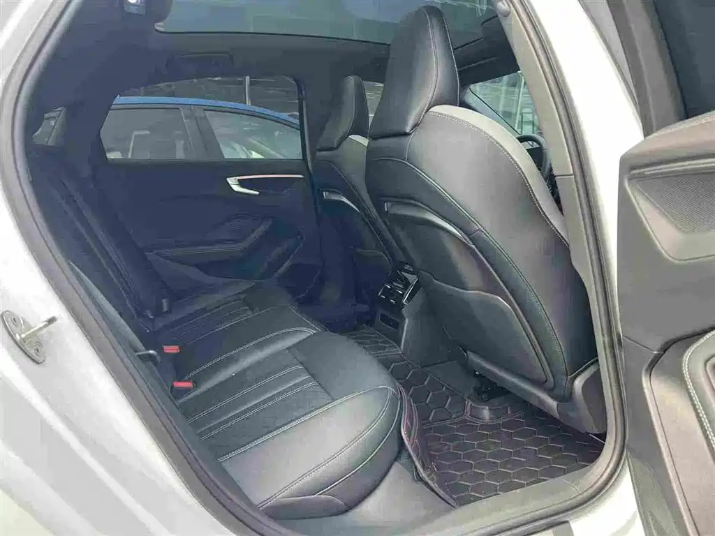 Audi A5L 2025 2.0T Navigation Edition фото 7