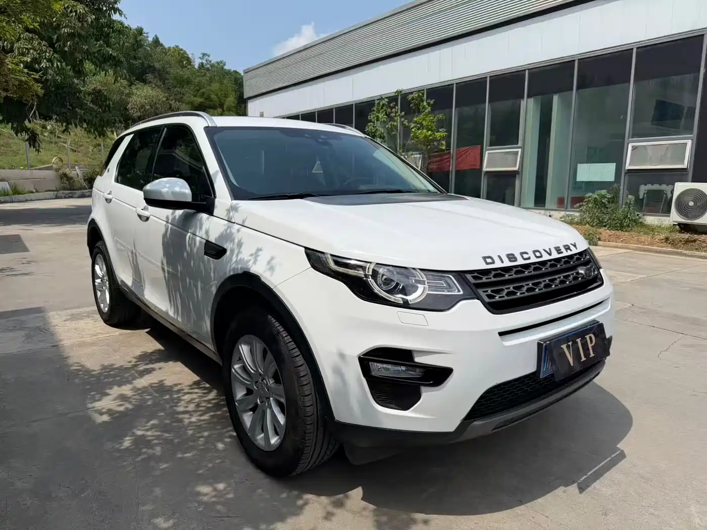 Land Rover Discovery Sport 2016 2.0T SE фото 3