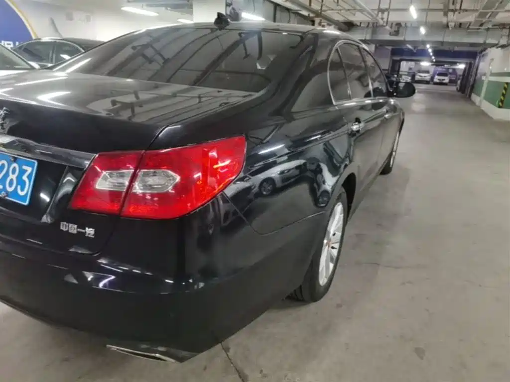 Hongqi H7 2015 2.0T Luxury фото 8