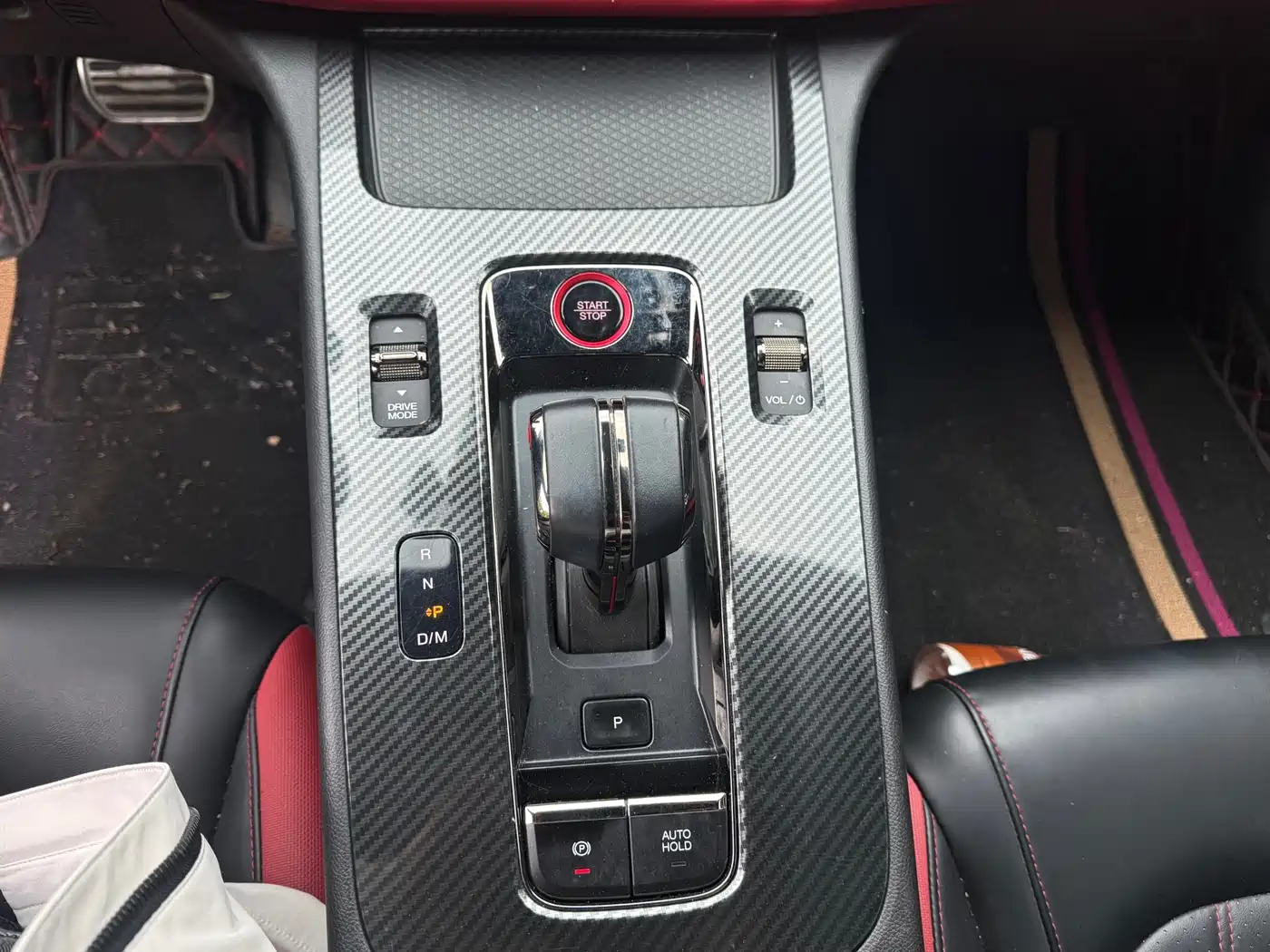 GAC Trumpchi Trumpchi Emkoo 2022 270T DCT J16 Galaxy Fighter Edition фото 16