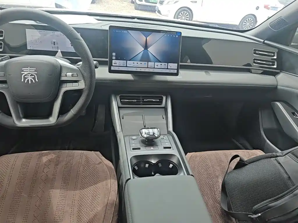 BYD Qin L 2025 DM-i Smart Drive Edition 80KM Leading фото 14