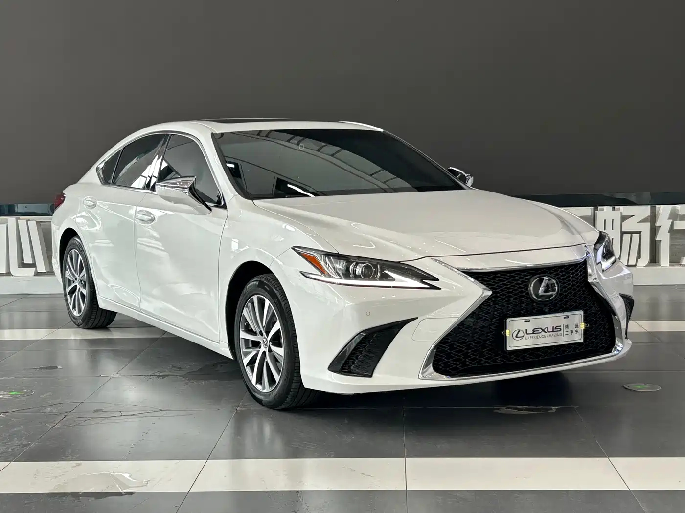 Lexus ES 2020 200 Excellence фото 3
