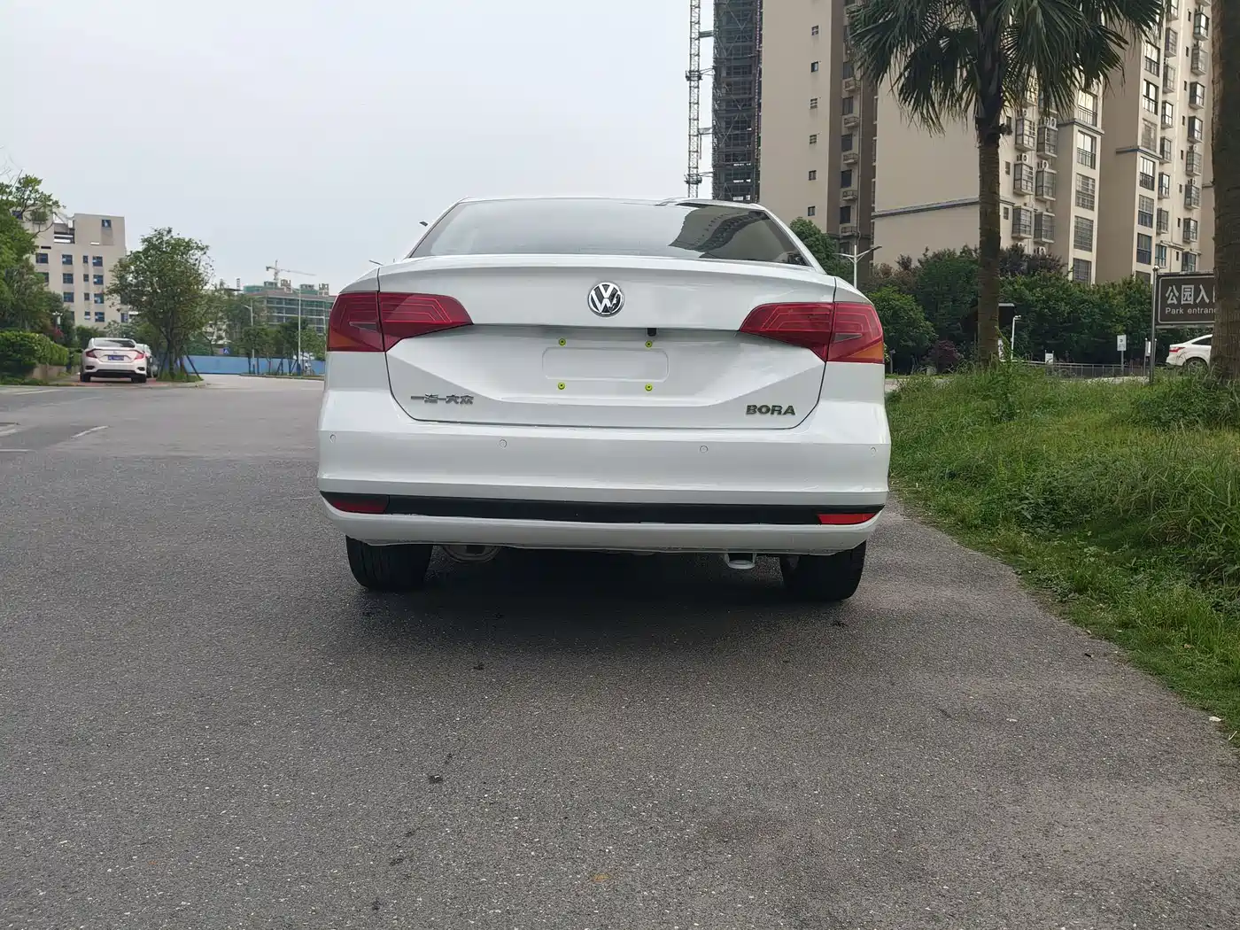 VOLKSWAGEN BORA
