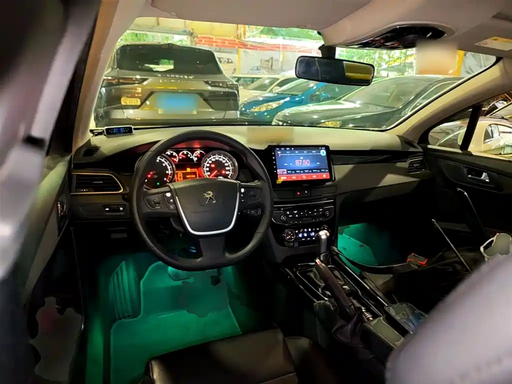 Peugeot 508 2013 2.0L 2nd Anniversary Auto Sunroof Classic Edition фото 10