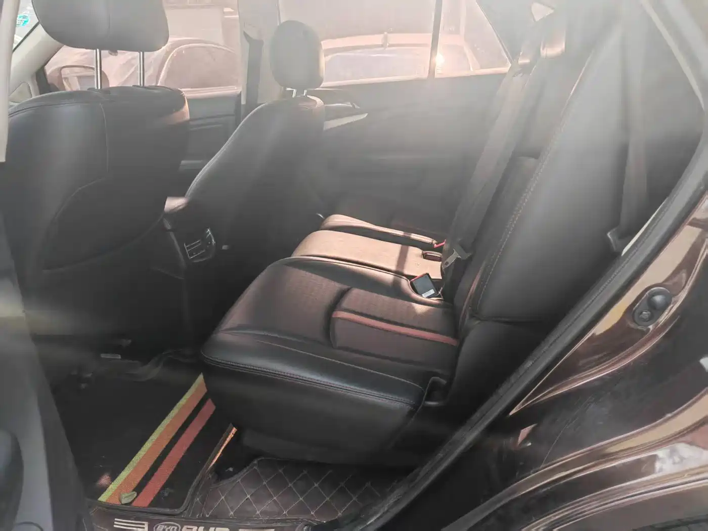 BYD S7 2016 1.5T Manual Premium Model фото 9