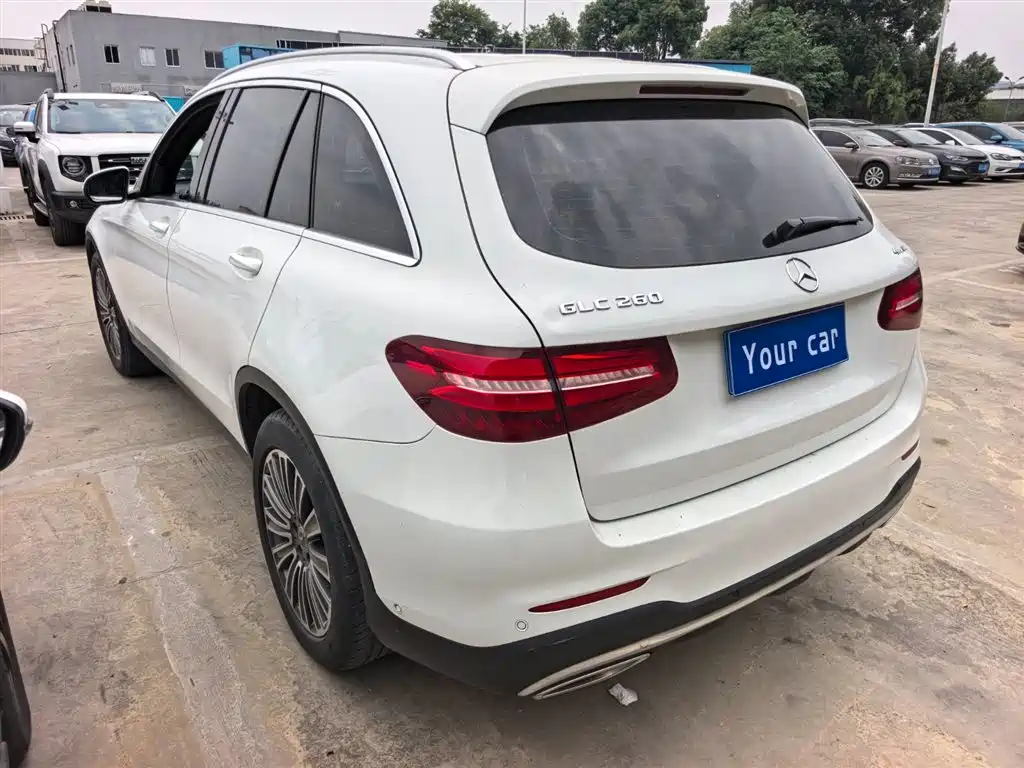 Mercedes-Benz GLC 2017 GLC 260 4MATIC Dynamic фото 4