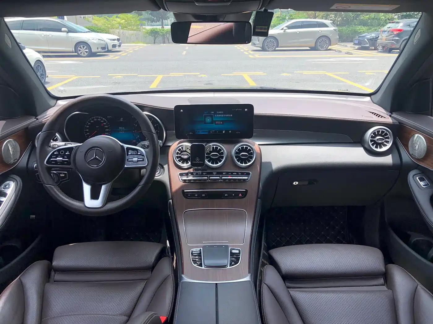 Mercedes-Benz GLC 2021 GLC 300 L 4MATIC Sporty фото 12