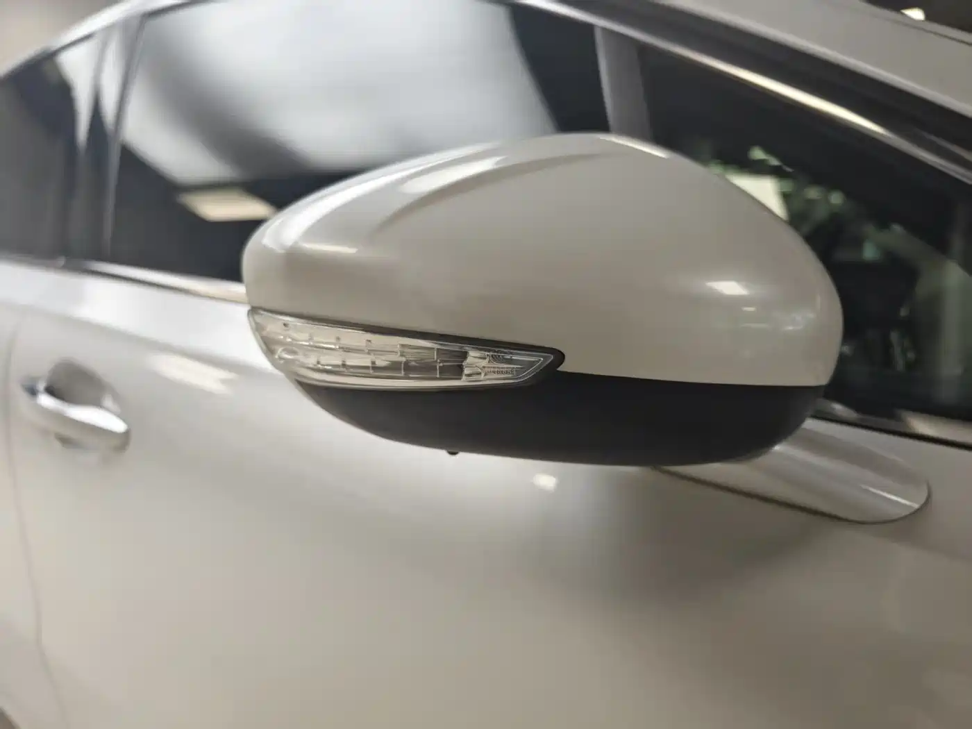 Peugeot 508 2015 1.8THP Auto Excellence Edition фото 26