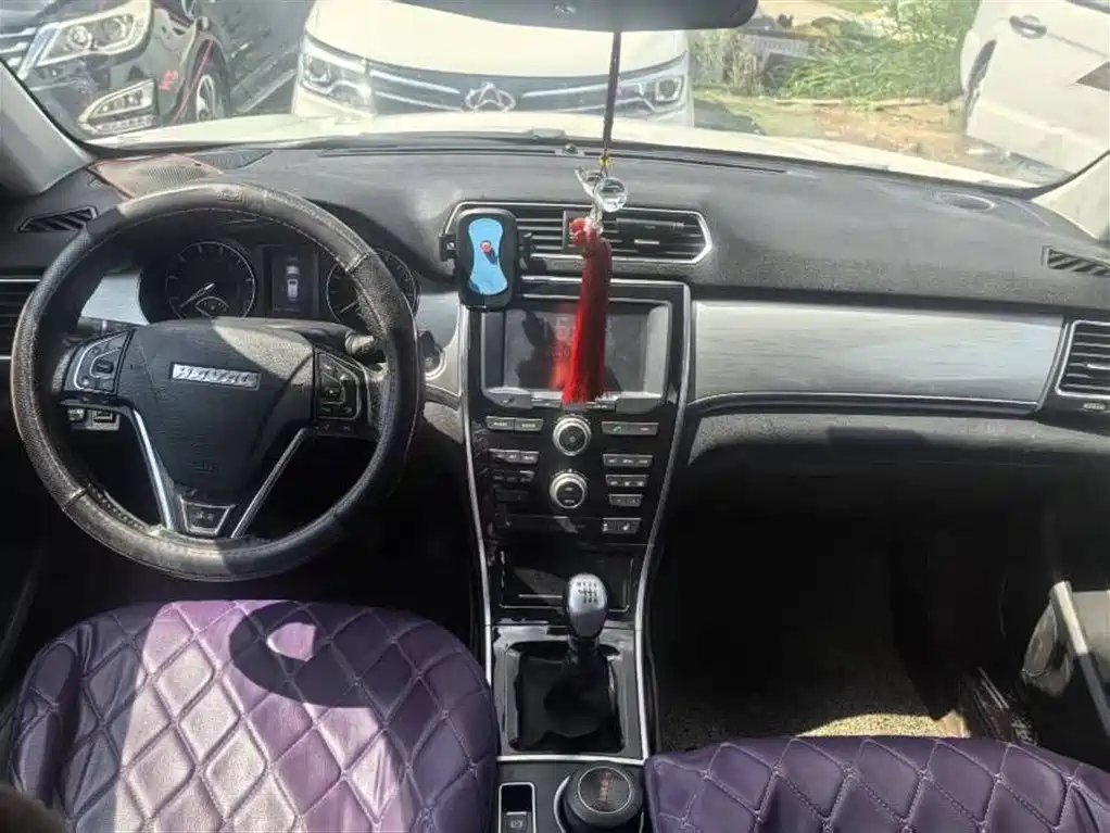 Haval H2 2014 1.5T Manual 2WD Elite Edition фото 6