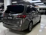 Фото 9 - Buick GL8