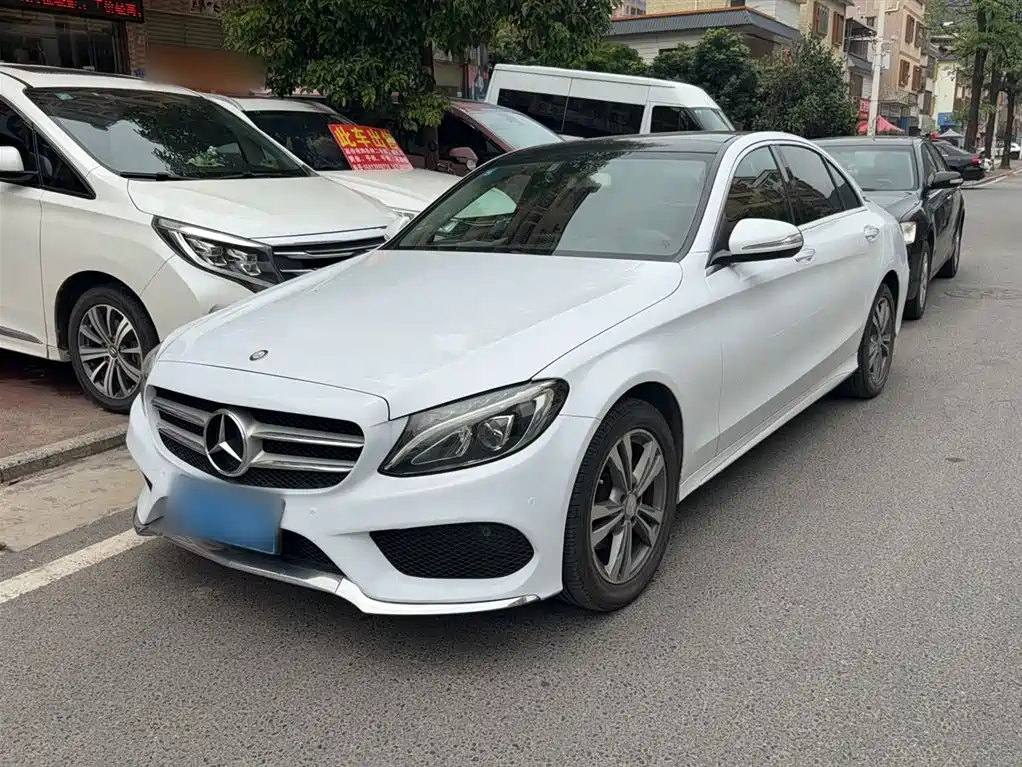 Mercedes-Benz C-Class 2017 Facelift C 200 L Sport Edition фото 2