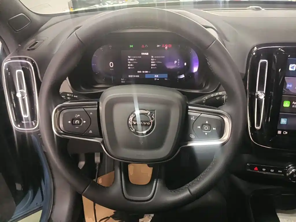 Volvo XC40 2024 2024 B3 Smart Elite Luxury Edition