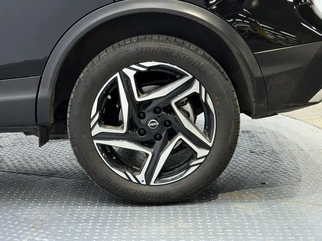 Nissan Qashqai 2025 2025 Honor 2.0L CVT XV+ Leading Edition