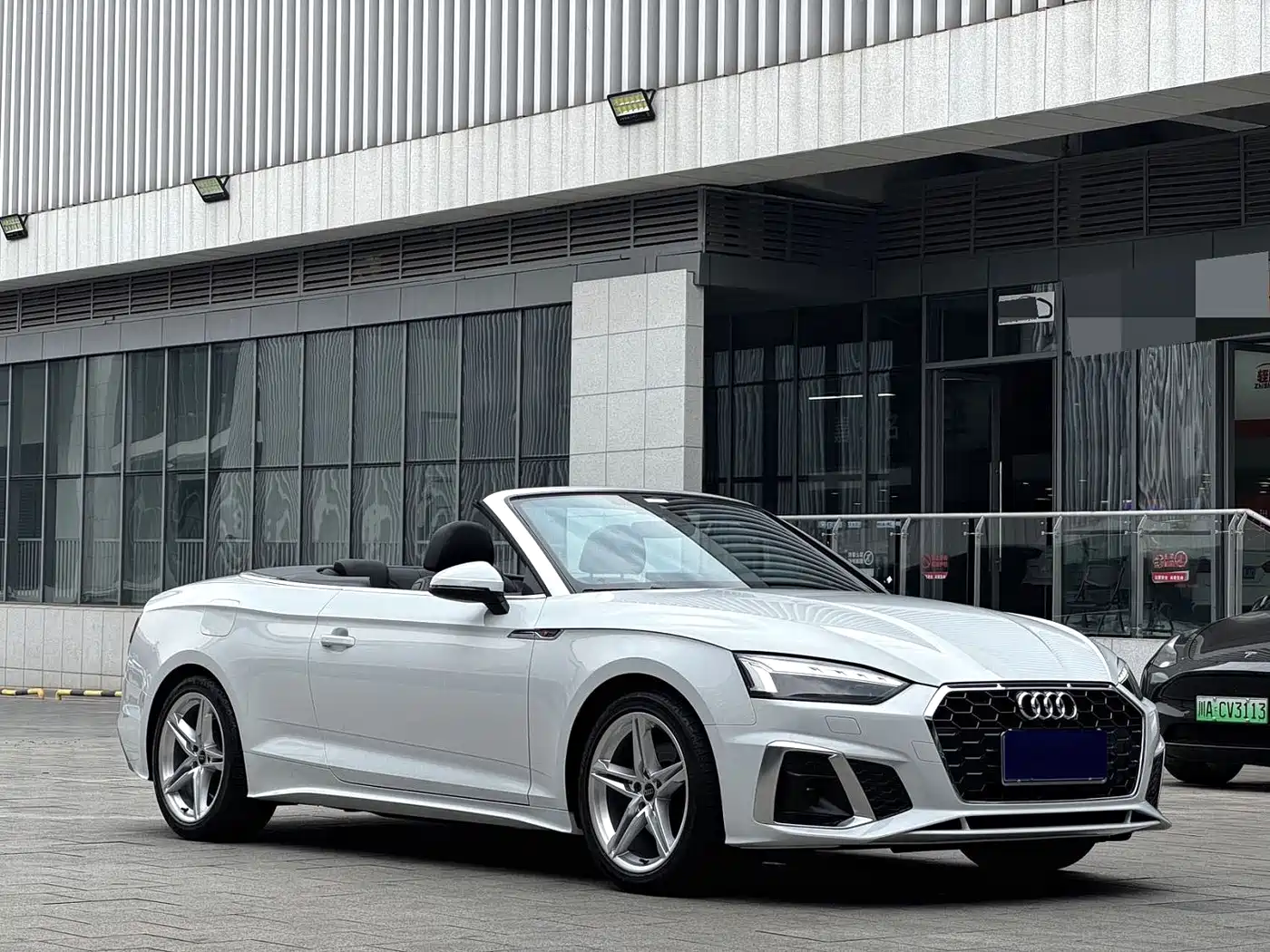 Audi A5 (Import) 2023 Cabriolet 40 TFSI Fashion Dynamic Type фото 3