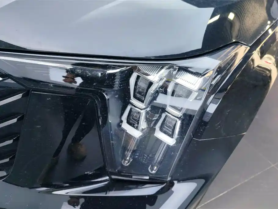 GAC Trumpchi Trumpchi GS8 2025 Pilot Series 2.0TGDI 2WD Luxury Edition 5-seater фото 5