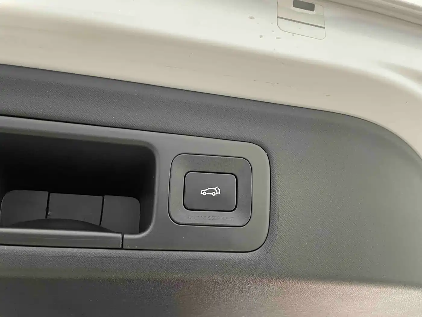 GAC Trumpchi Trumpchi M8 2023 Model Master Series 400T Ultimate Edition фото 19