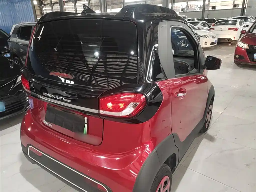 BAOJUN E100