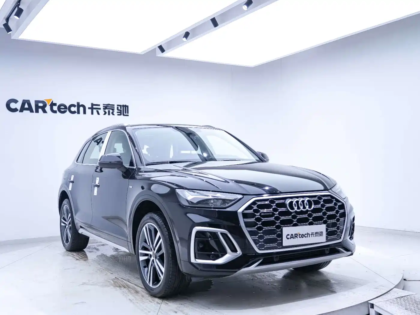 Audi Q5L 2022 Facelift 40T Luxury Dynamic фото 7