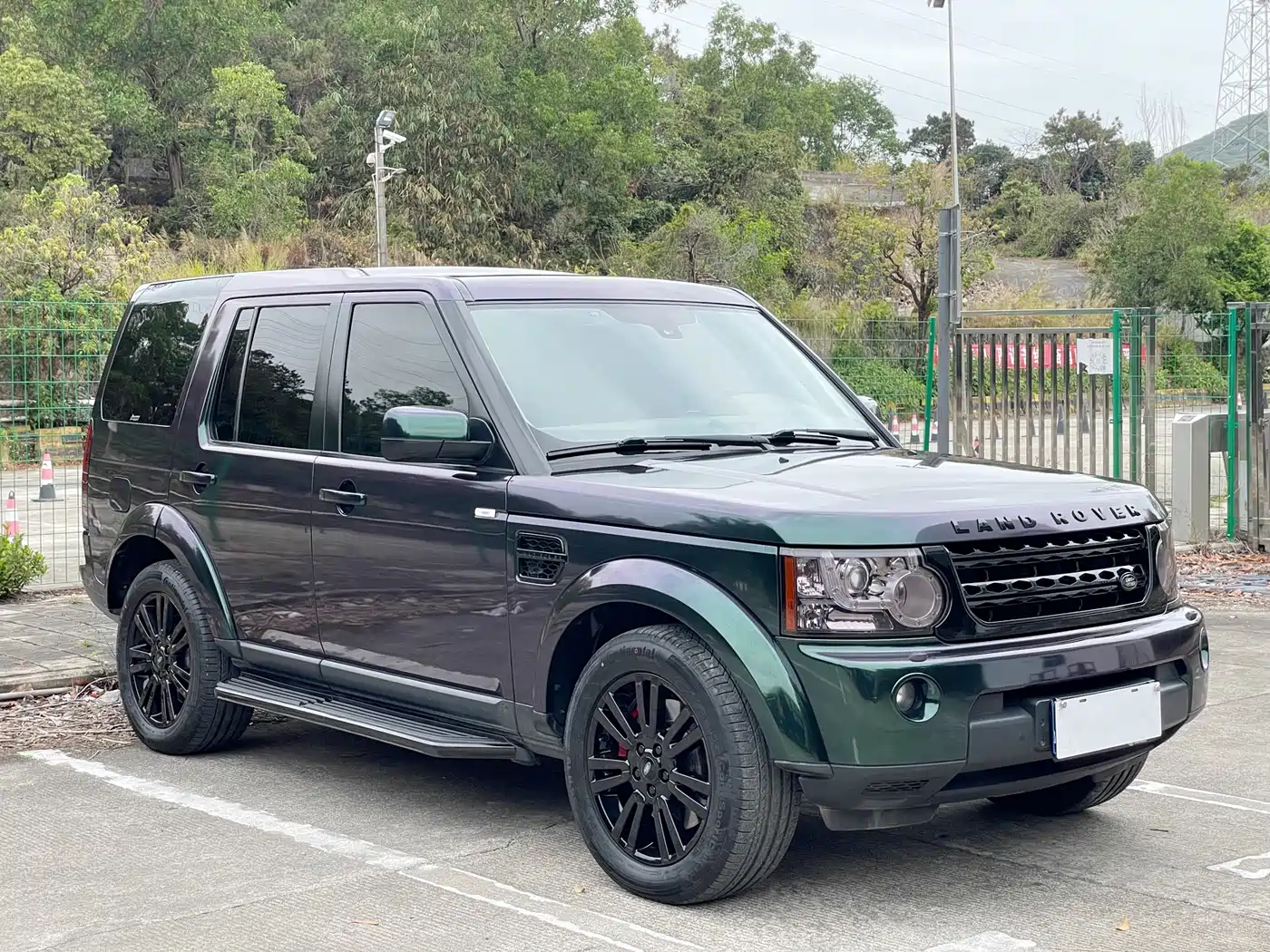 Land Rover Discovery 2011 5.0 V8 HSE фото 3