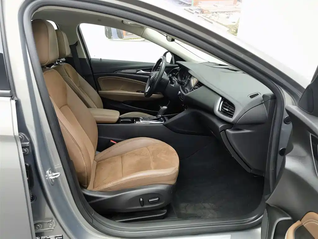 Buick Regal 2017 28T Premium фото 23