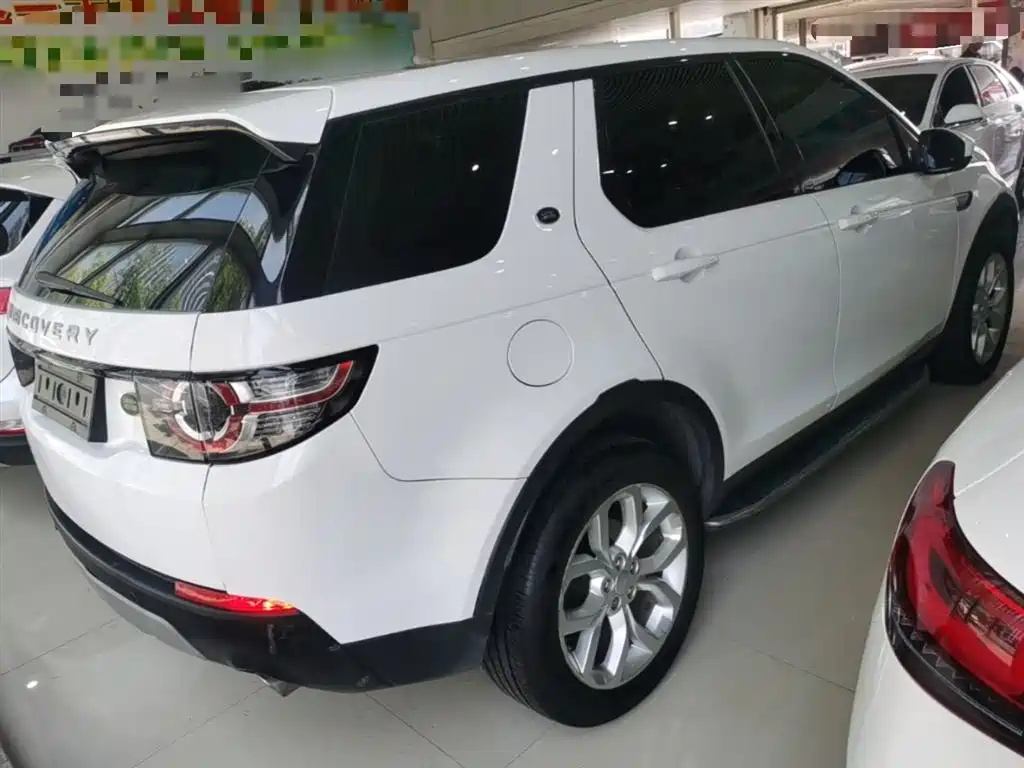 Land Rover Discovery Sport 2016 2.0T HSE фото 7