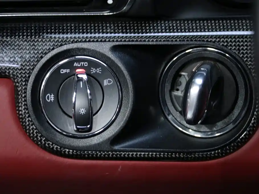 Porsche 911 2016 Carrera 3.0T фото 11