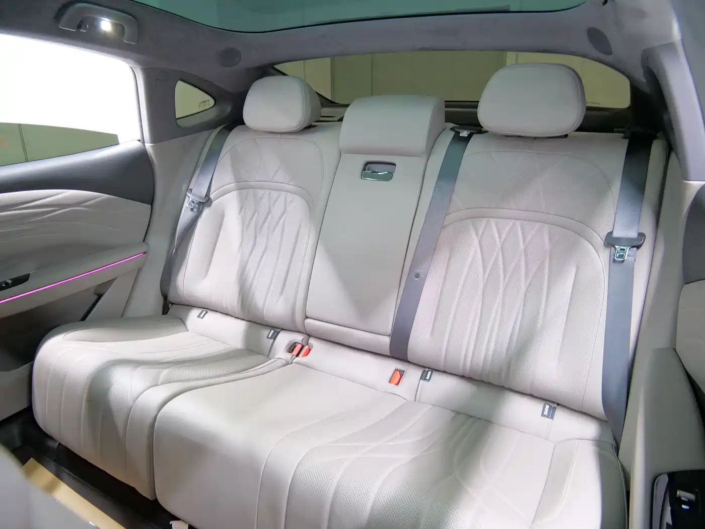 Geely Galaxy Galaxy Xingyao 8 2025 130km EM-P Starship Edition фото 19