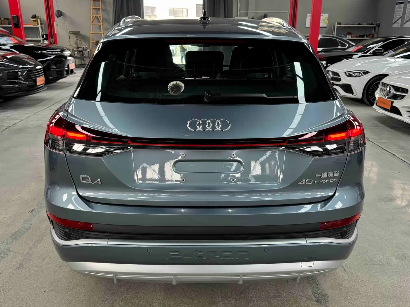 Audi Q4 e-tron 2023 40 e-tron Pioneer Edition фото 5