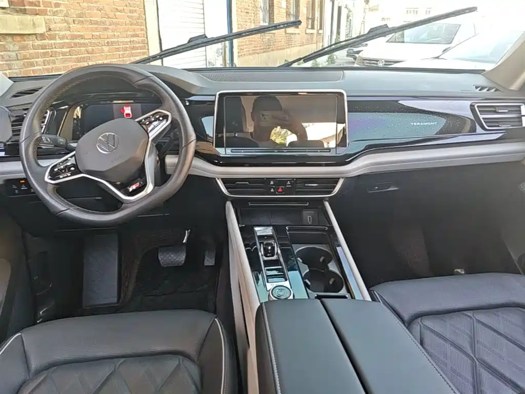 Volkswagen Teramont 2024 380TSI 4WD Prestige Flagship Edition фото 16