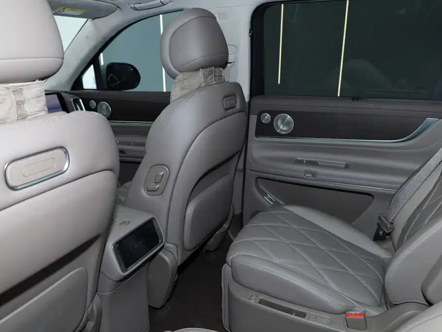 Aito M9 2026 2025 Extended Range Ultra 52kWh 6-Seater