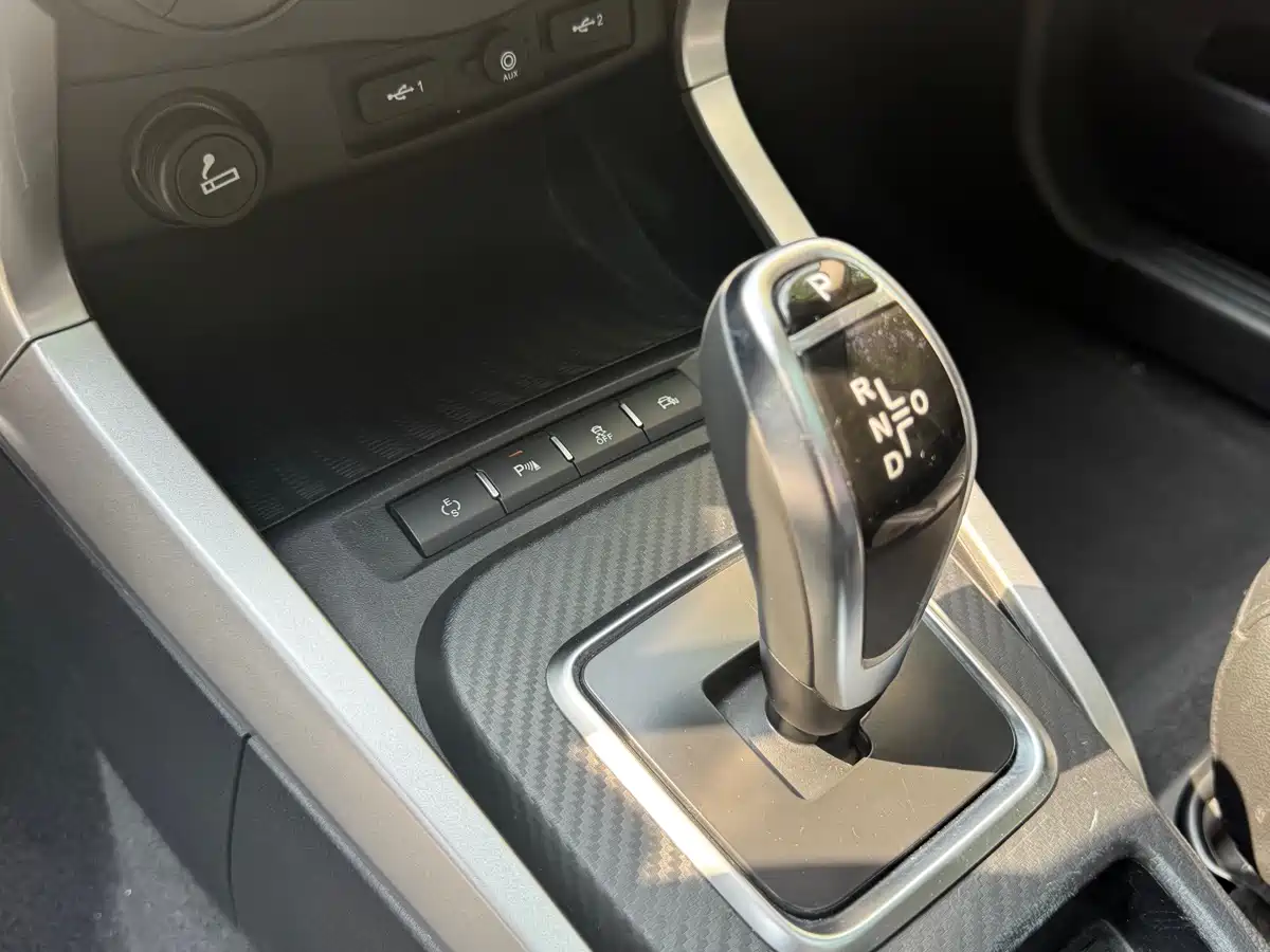BYD Yuan New Energy 2018 EV360 Smart Connected Cool Edition фото 28