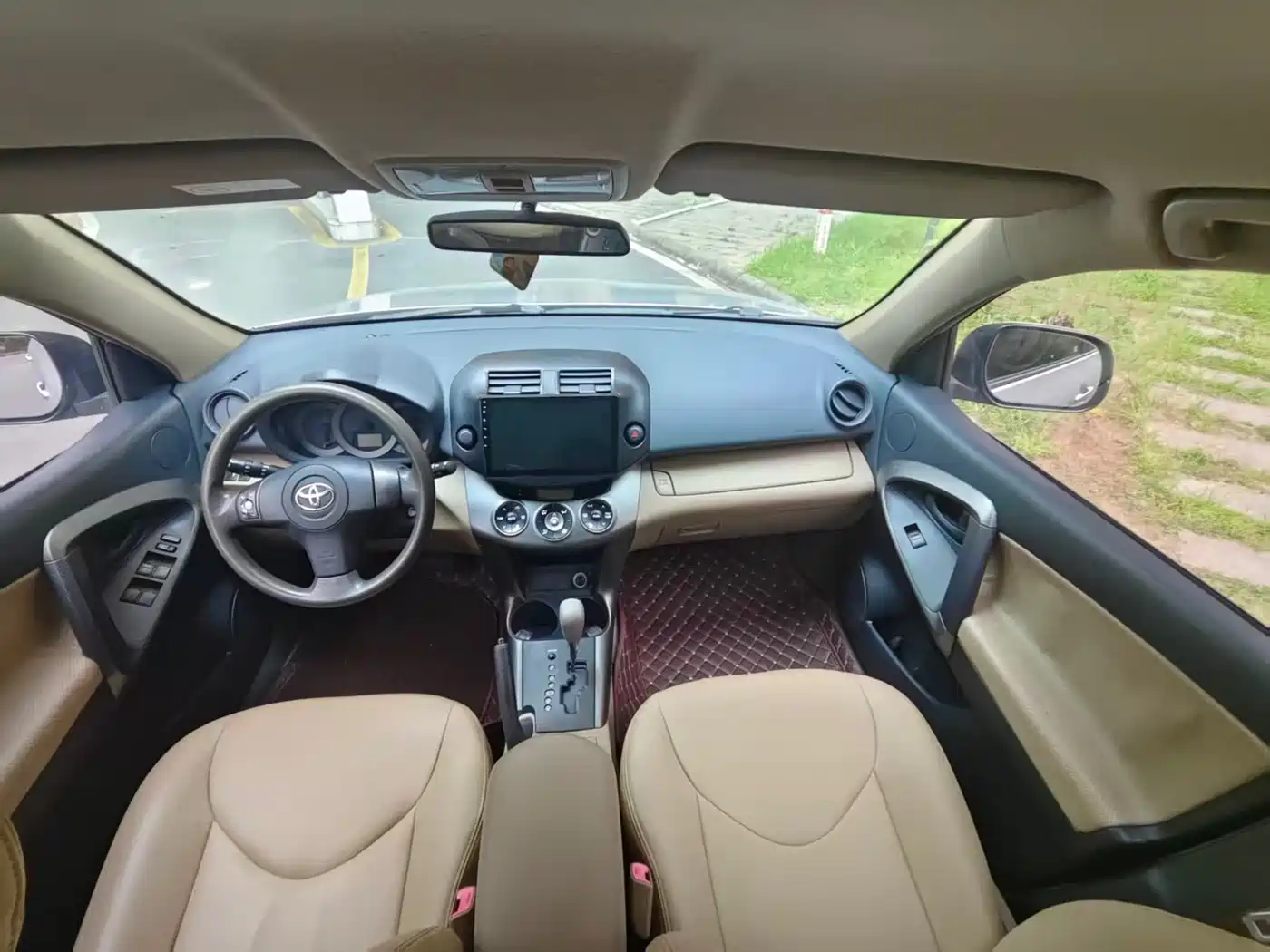 Toyota RAV4 Rongfang 2013 Special Edition 2.0L Auto Classic фото 9
