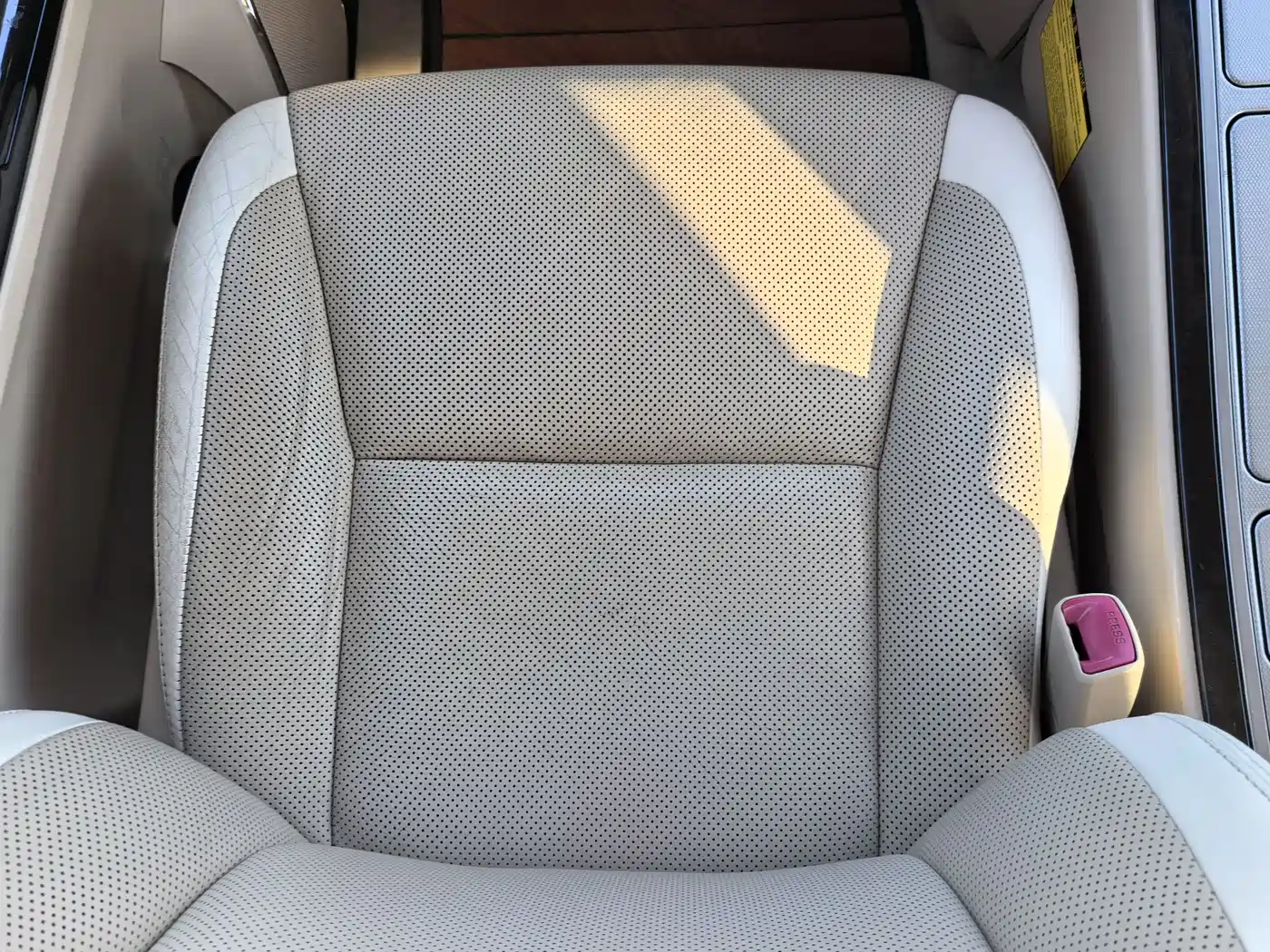 Toyota Alphard 2012 3.5L Premium Edition фото 16