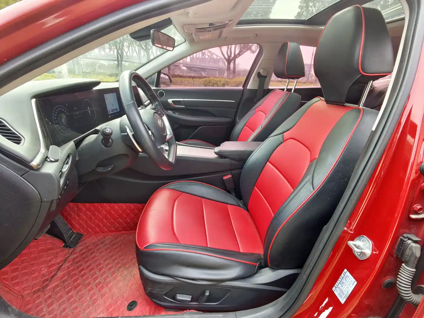 Hyundai Sonata 2020 270TGDi DCT GL Leading Edition фото 11