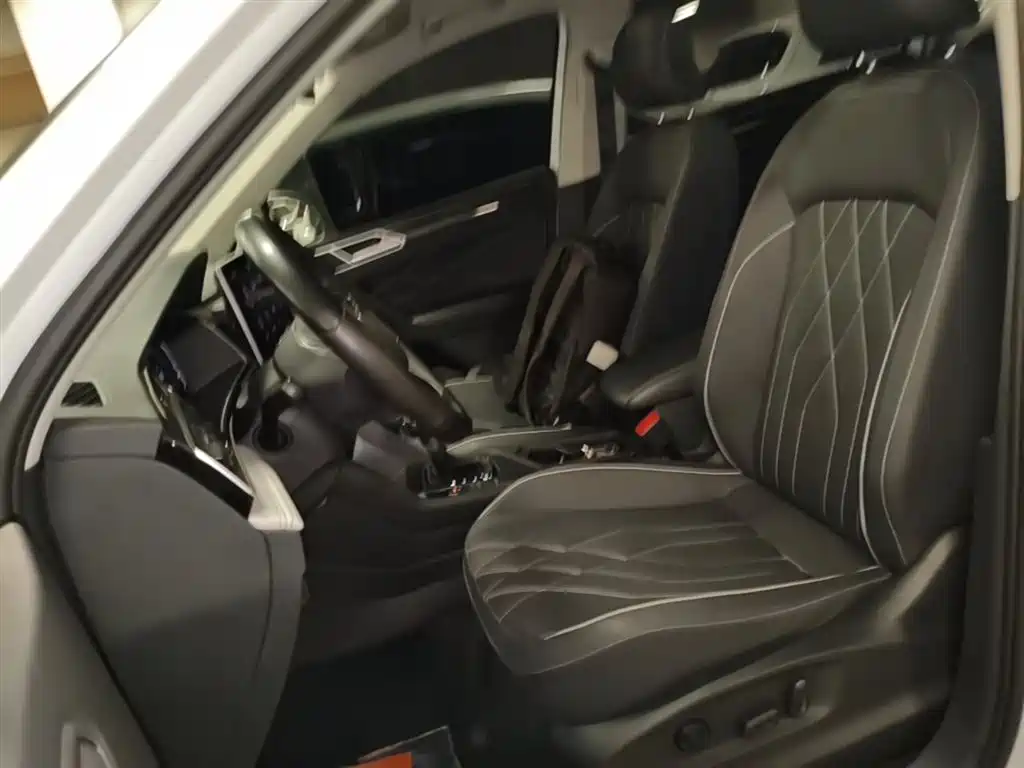 Volkswagen Tiguan L 2024 300TSI Auto 2WD Smart Edition фото 22