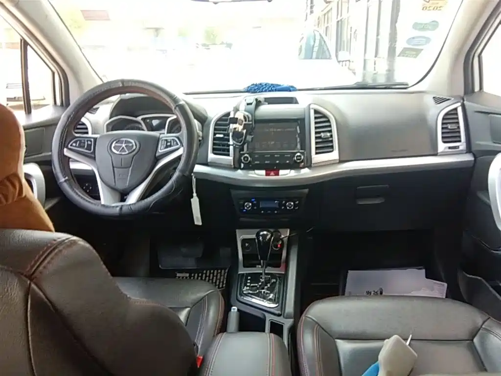 JAC Motors Refine S3 2016 2016 1.5L CVT Luxury Smart