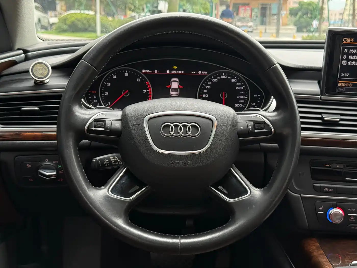 Audi A6L 2016 30 FSI Comfort фото 6