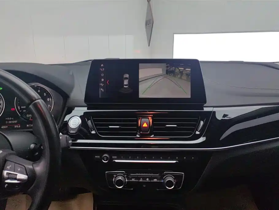 BMW 1 Series 2021 Facelift 120i M Sport Shadow Edition фото 13
