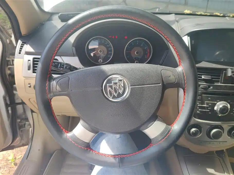 Buick Excelle 2013 1.5L Manual Classic Edition фото 15