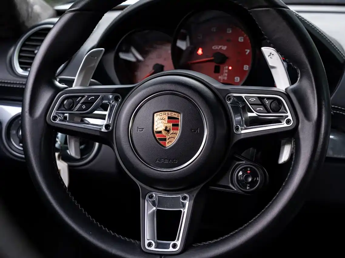 Porsche 718 2018 Cayman 2.0T фото 9
