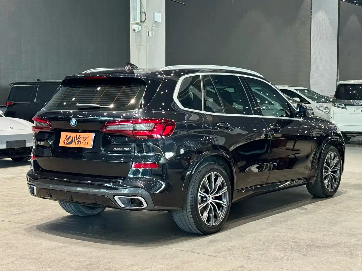 BMW X5 (Import) 2021 xDrive40i M Sport Package фото 16