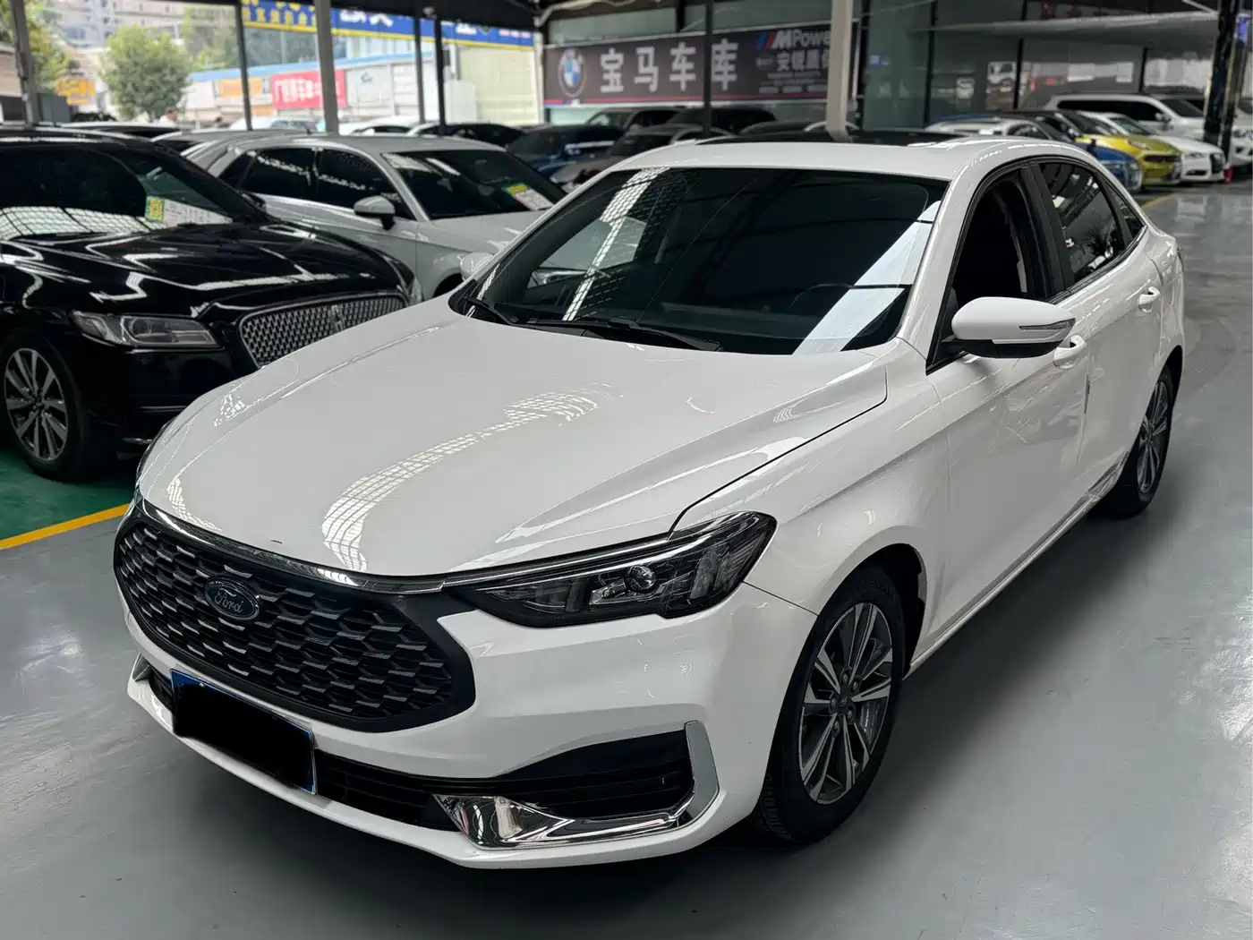 Ford Escort 2022 2021 1.5L Automatic Diamond Edition