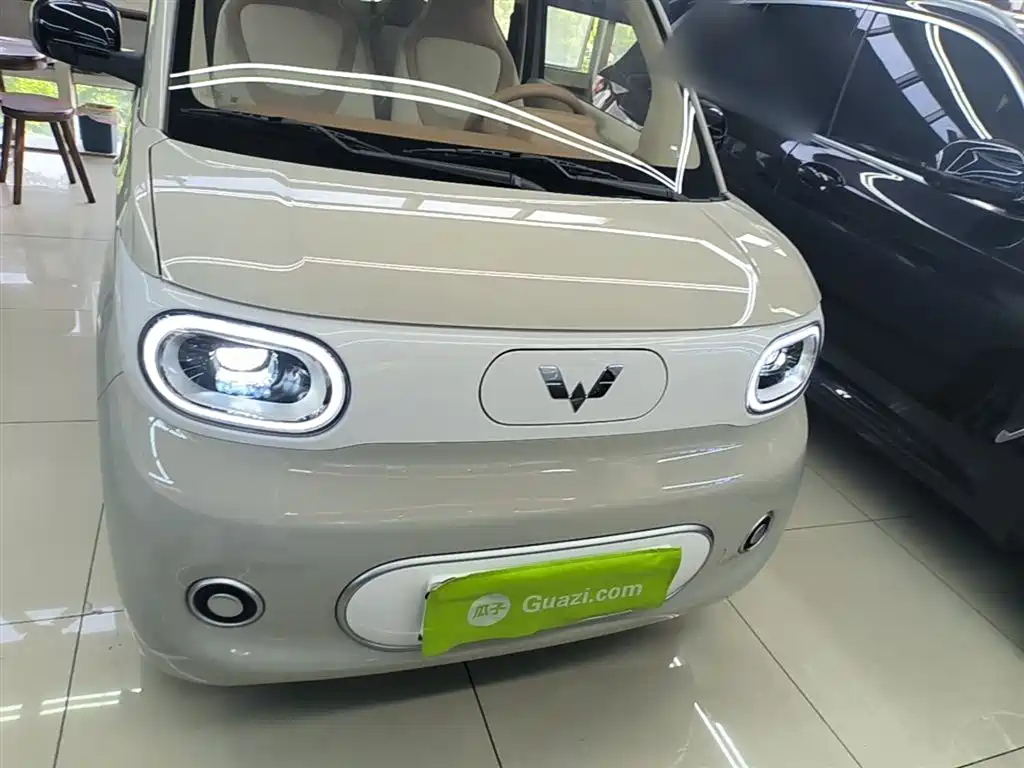 WULING AUTOMOBILE HONGGUANG MINIEV